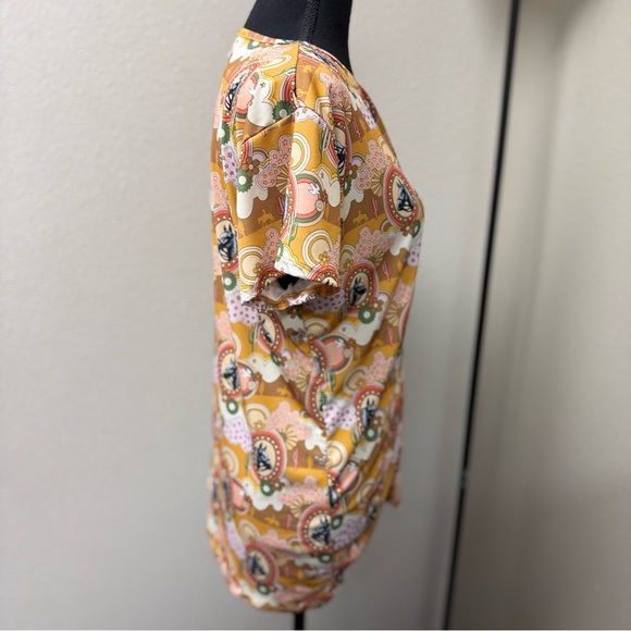 Lucky & Blessed Plus Women's Western Print Short Sleeve Ruched Top. Size 3X. - Picture 5 of 7